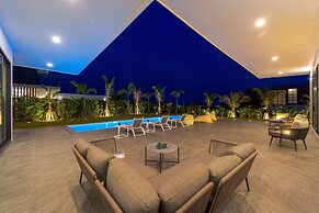 Luxury 5 Bedroom Pool Villa KH-C2