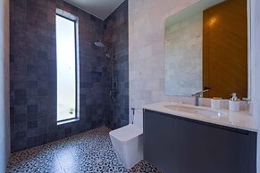 Luxury 5 Bedroom Pool Villa KH-C2