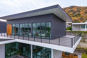 Luxury 5 Bedroom Pool Villa KH-C2
