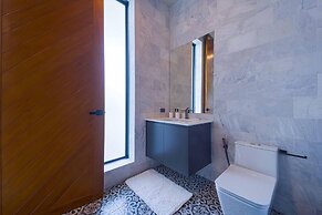 Luxury 5 Bedroom Pool Villa KH-C2