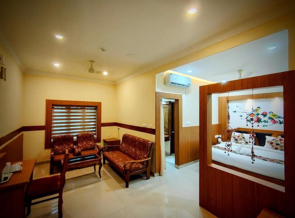 Sneha Inn