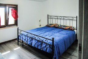 Blue Nest Ottava