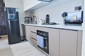 Ivory By Edmor Suites