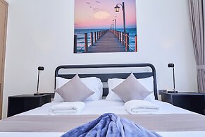 Ivory By Edmor Suites