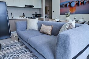 Ivory By Edmor Suites