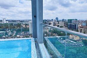 Ivory By Edmor Suites