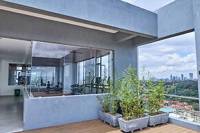 Ivory By Edmor Suites