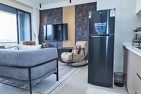 Ivory By Edmor Suites