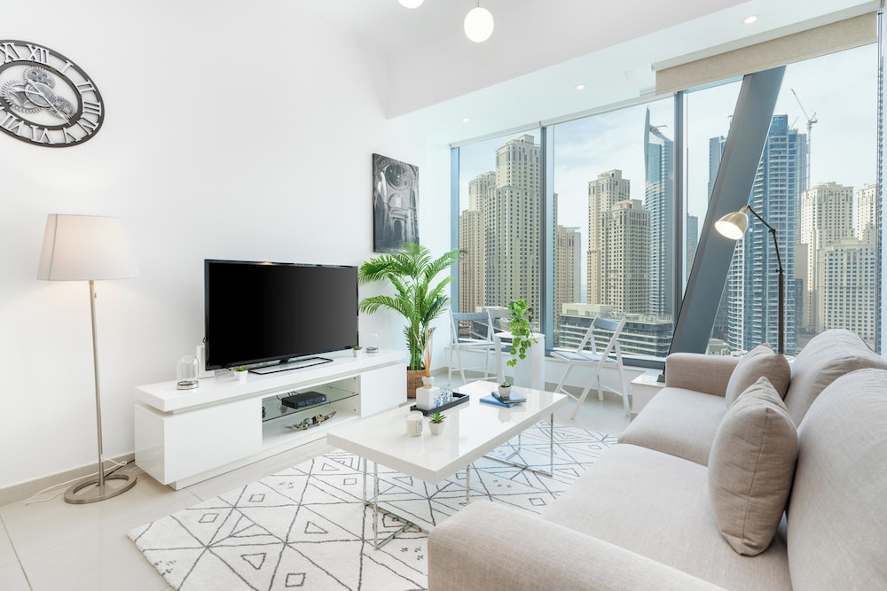 Gala Guests - Silverene Tower Apartments