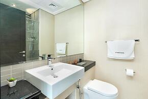 Gala Guests - Silverene Tower Apartments