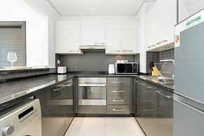 Gala Guests - Silverene Tower Apartments