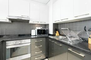 Gala Guests - Silverene Tower Apartments