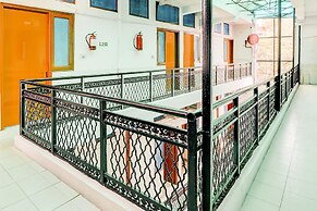 Deluxesuper Hotel O Dehradun
