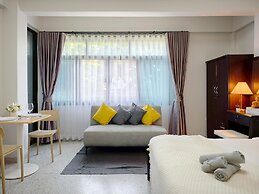 Xin Hotel at Udomsuk 29