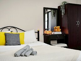 Xin Hotel at Udomsuk 29