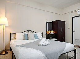 Xin Hotel at Udomsuk 29