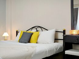 Xin Hotel at Udomsuk 29