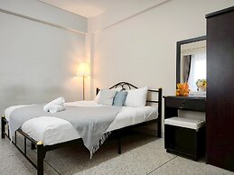 Xin Hotel at Udomsuk 29