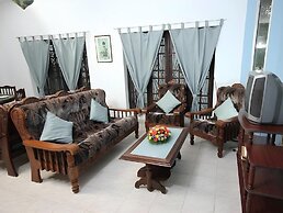 Seaview Apartments