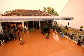 Seaview Apartments