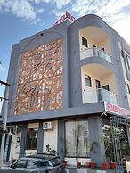 RMB HOTEL AND RESTAURANT