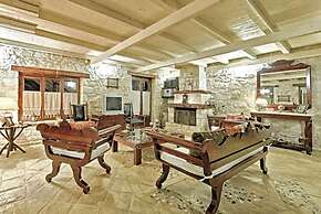 Villa Poseidon - Master Suite In Zante w Pool