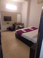 Hotel The First