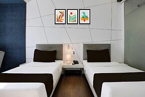 Deluxe Limda Chowk Hotel Harmony