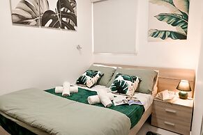 Cozy 2bdr Apart In Bugibba Square
