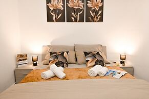 Cozy 2bdr Apart In Bugibba Square