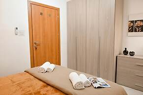 Cozy 2bdr Apart In Bugibba Square