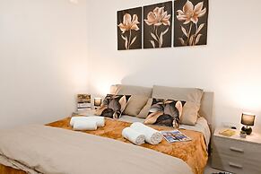 Cozy 2bdr Apart In Bugibba Square