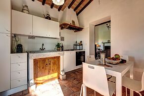 Casale il Poderetto by Mamo