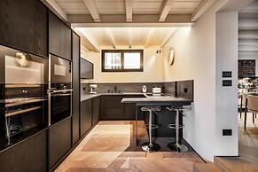 ASTRA PENTHOUSE