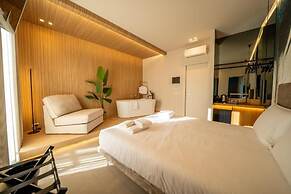Agorà Luxury Experience