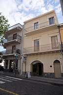 Agorà Luxury Experience
