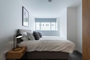 City Point Apartments by Guestz