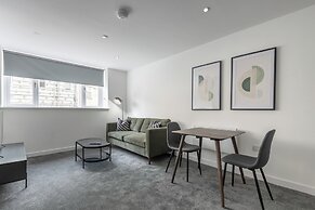 City Point Apartments by Guestz