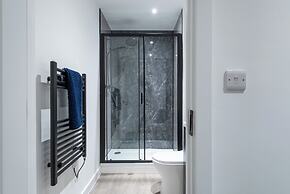 City Point Apartments by Guestz