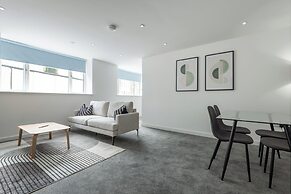 City Point Apartments by Guestz