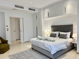 Gold Palms 4 Bedroom Villa