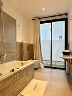Gold Palms 4 Bedroom Villa