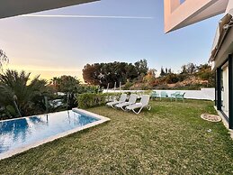 Gold Palms 4 Bedroom Villa