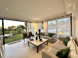 Gold Palms 4 Bedroom Villa