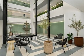 Sage Sea Point 1 Bed Ocean View