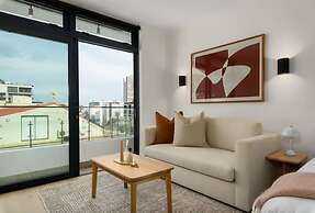 The Sage Luxury Studio714 Sea Point CPT