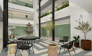 The Sage Queen Bed Studio 711 Sea Point CPT