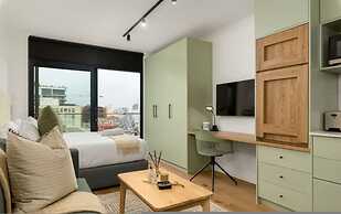 The Sage Queen Bed Studio 711 Sea Point CPT