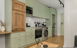 The Sage Queen Bed Studio 711 Sea Point CPT