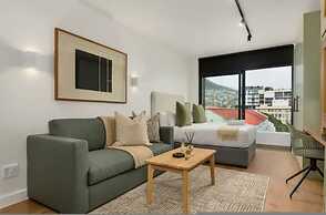 The Sage Queen Bed Studio 711 Sea Point CPT